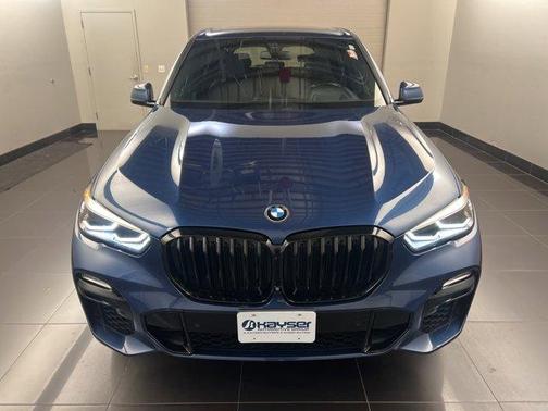 2020 BMW X5 M50i