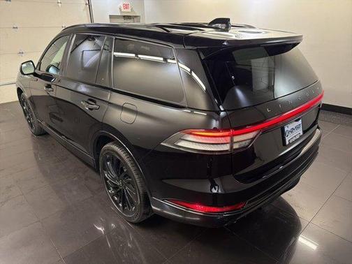 Infinite Black Metallic 2026 Lincoln Aviator Reserve AWD