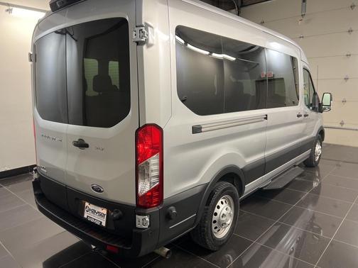 2024 Ford Transit-350 XLT