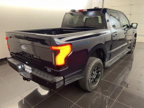 2025 Ford F-150 Lightning XLT