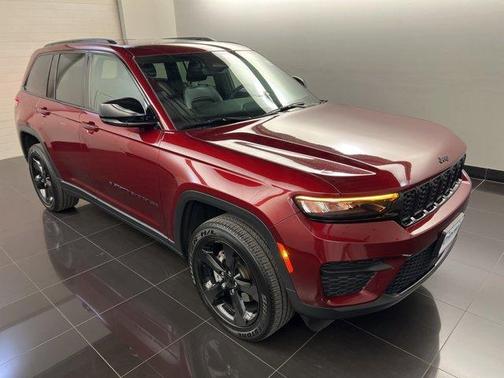 2023 Jeep Grand Cherokee Altitude