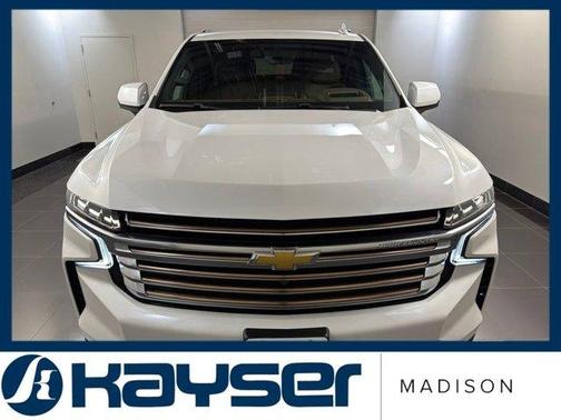Iridescent Pearl Tricoat 2022 Chevrolet Tahoe High Country