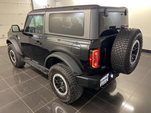 Shadow Black 2022 Ford Bronco Outer Banks