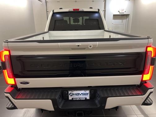 2026 Ford F-250 Platinum