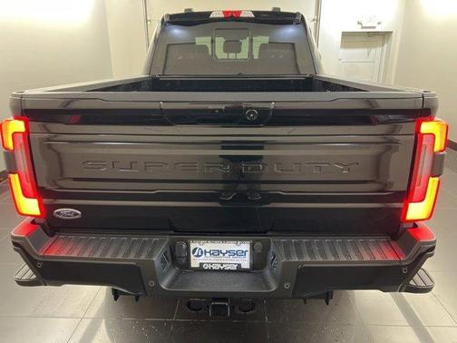 2025 Ford F-250 Platinum