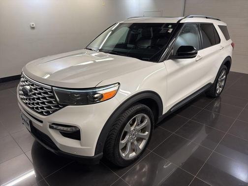 White Metallic 2020 Ford Explorer Platinum
