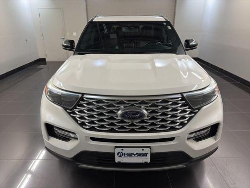 White Metallic 2020 Ford Explorer Platinum