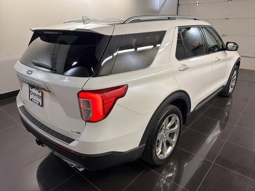 White Metallic 2020 Ford Explorer Platinum