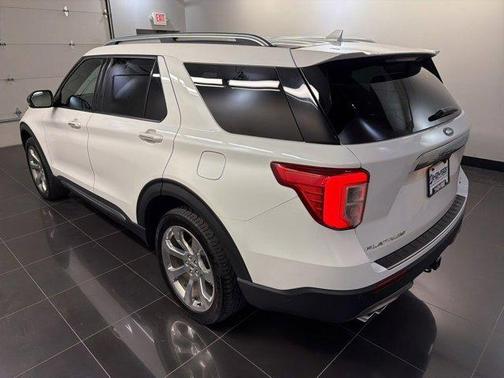 White Metallic 2020 Ford Explorer Platinum