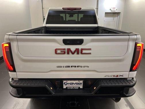 2024 GMC Sierra 2500 AT4X