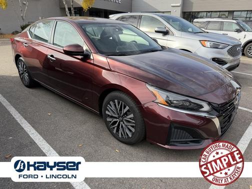 2023 Nissan Altima 2.5 SV