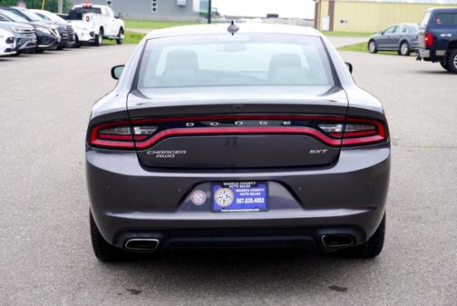 2017 Dodge Charger SXT