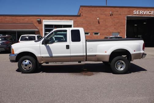 White 1999 Ford F-350 XL