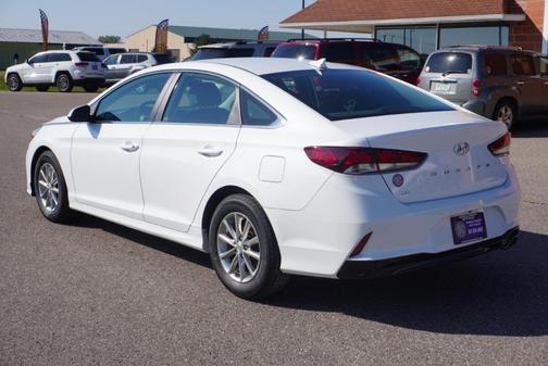 2018 Hyundai SONATA SE