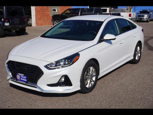2018 Hyundai SONATA SE