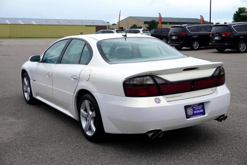 2005 Pontiac Bonneville GXP
