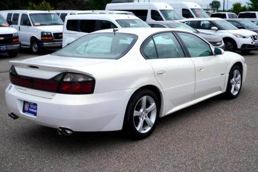 2005 Pontiac Bonneville GXP