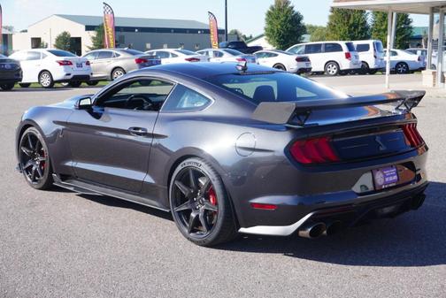 2022 Ford Shelby GT500 Base