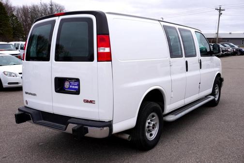 2022 GMC Savana 2500 Work Van