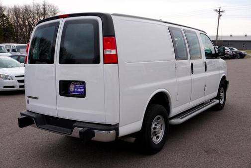 2022 Chevrolet Express 2500 Work Van