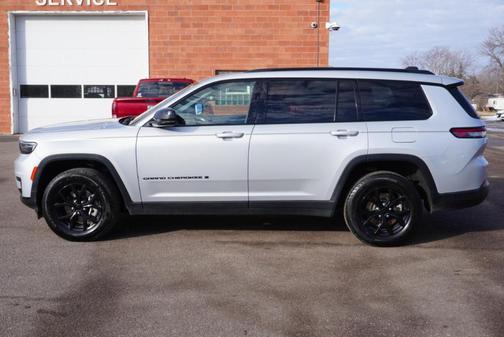 2024 Jeep Grand Cherokee L Laredo