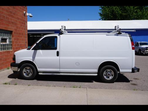 White 2018 GMC Savana 2500 Work Van