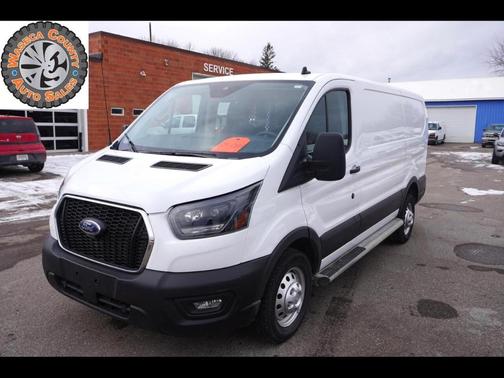 2023 Ford Transit-250 LOW ROOF W/SLIDING PASS. 130-IN. WB