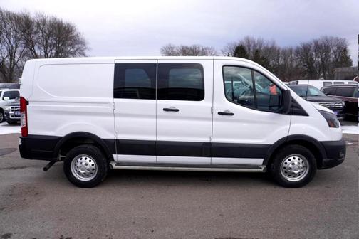 2023 Ford Transit-250 LOW ROOF W/SLIDING PASS. 130-IN. WB