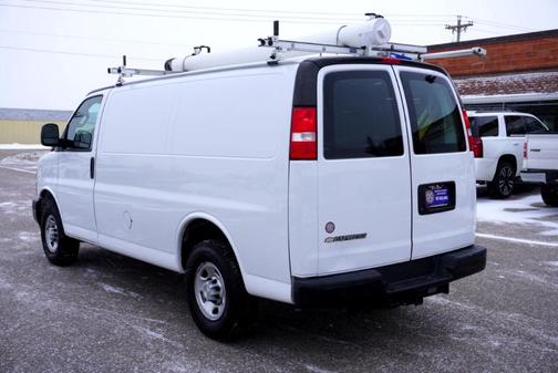 2022 Chevrolet Express 2500 Work Van