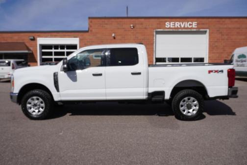 White 2023 Ford F-250 XL