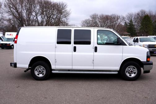 2022 GMC Savana 2500 Work Van