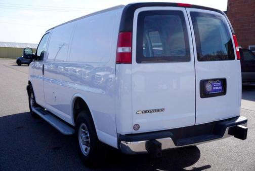 2022 Chevrolet Express 2500 Work Van