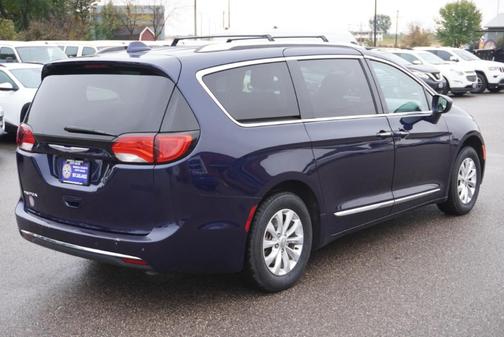 2019 Chrysler Pacifica Touring-L