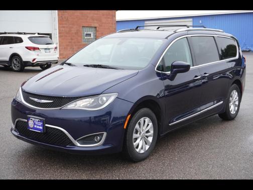 2019 Chrysler Pacifica Touring-L