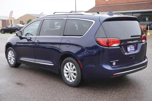 2019 Chrysler Pacifica Touring-L