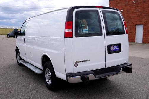 2022 Chevrolet Express 2500 Work Van