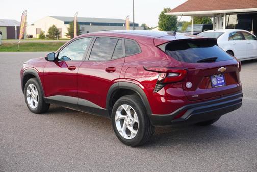 2024 Chevrolet Trax LS
