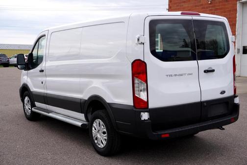 2022 Ford Transit-250