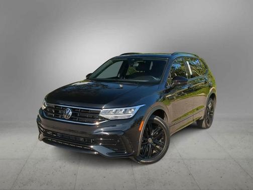 2022 Volkswagen Tiguan 2.0T SE R-Line Black