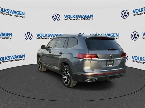 Platinum Gray Metallic 2023 Volkswagen Atlas 3.6L SEL