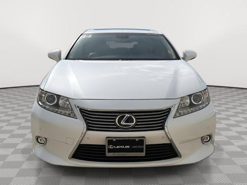 2014 Lexus ES 300h Base
