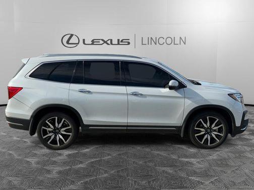 2020 Honda Pilot Touring 8-Passenger
