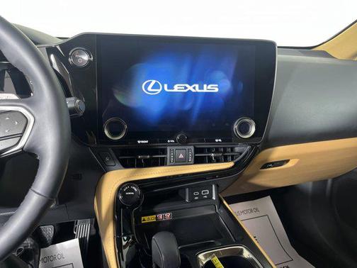 2025 Lexus NX 350h Premium