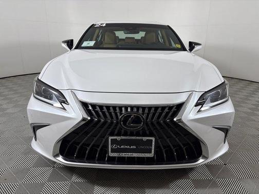 2024 Lexus ES 300h Base