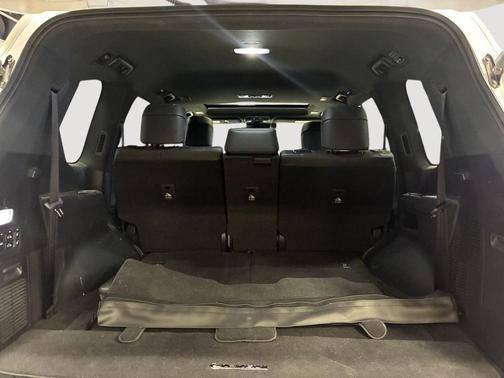 Eminent White Pearl 2024 Lexus LX 600 Luxury