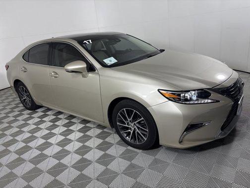 2017 Lexus ES 350 Base