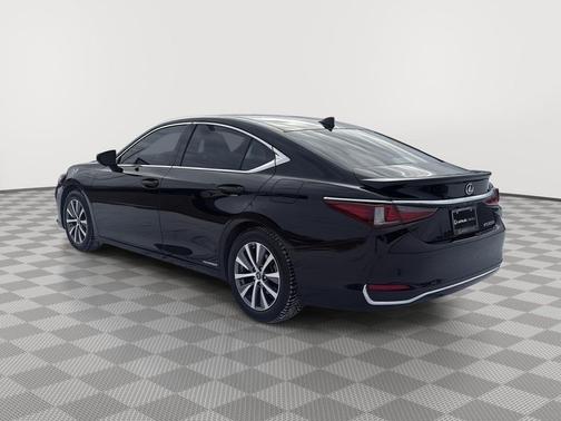 2021 Lexus ES 300h Base