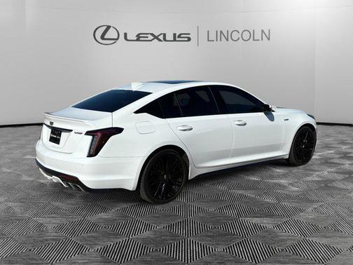 2021 Cadillac CT5 V-Series