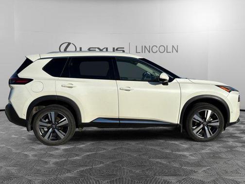 2022 Nissan Rogue SL