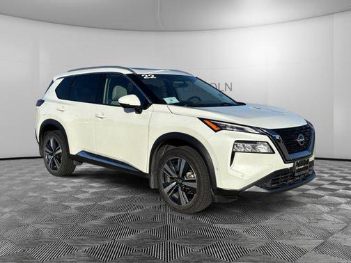2022 Nissan Rogue SL